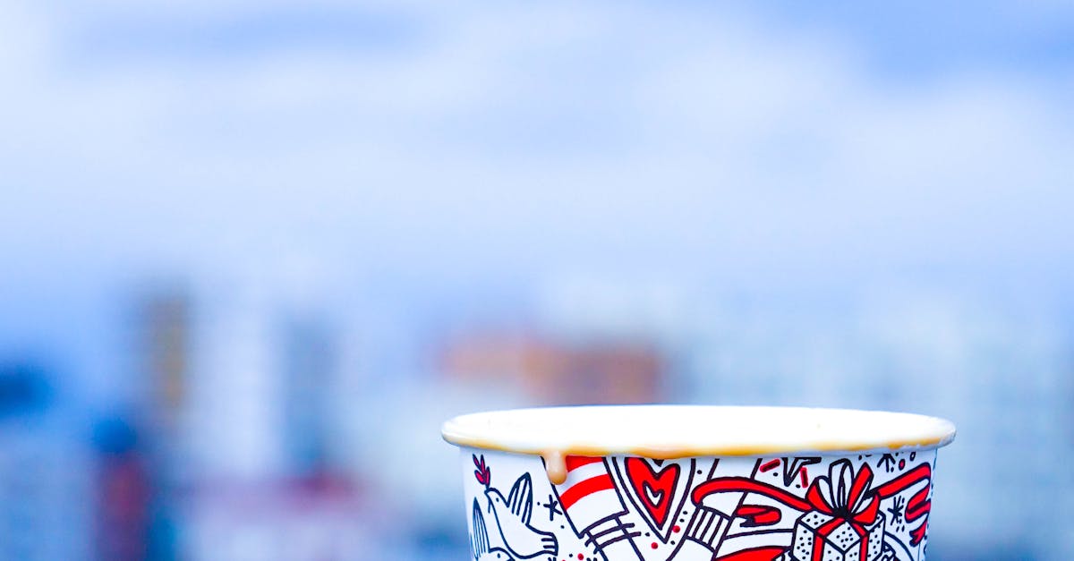 What are the 7 steps to design a logo?